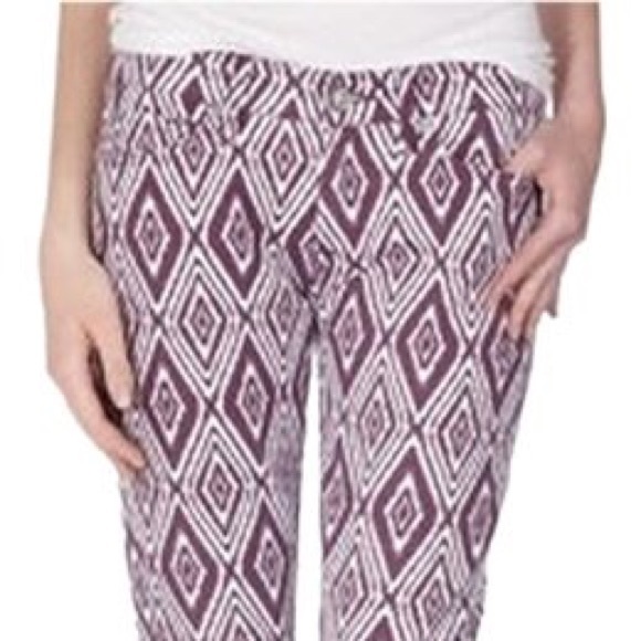 7 For All Mankind Plum Ikat Cropped Skinny Jeans - Picture 7 of 7
